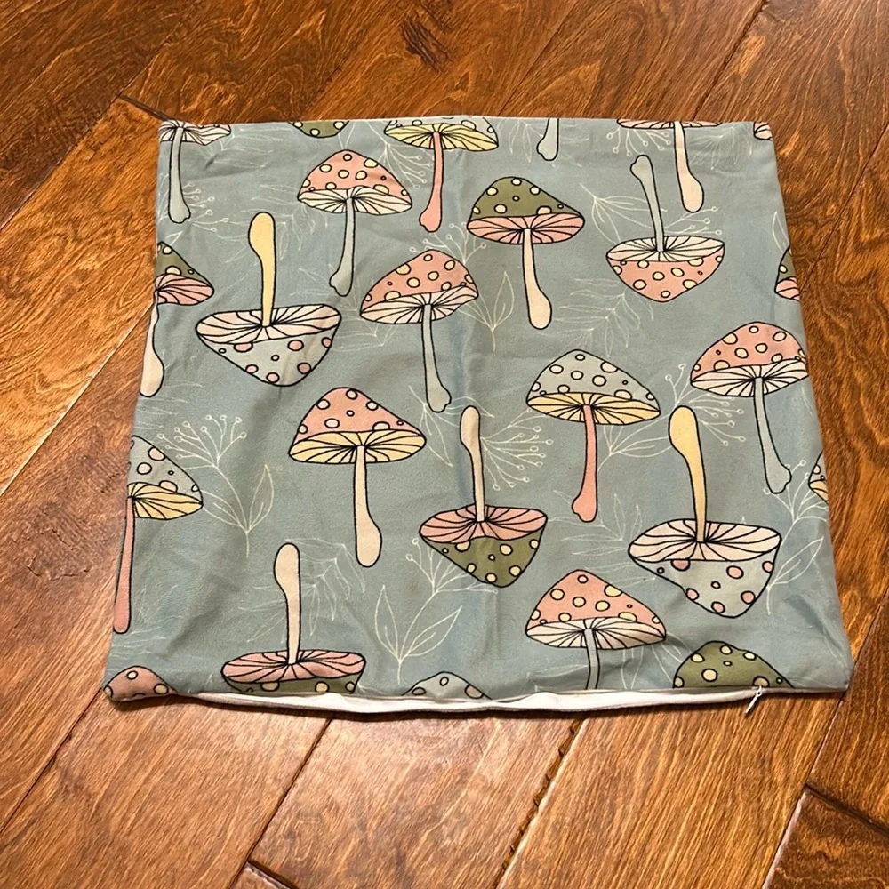 Mushroom pillow cover